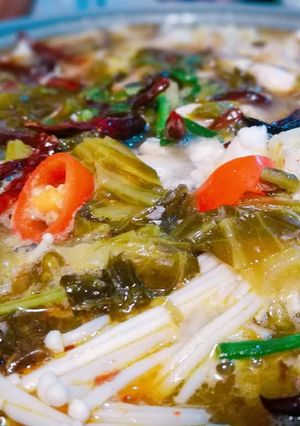 รูปของ ต้มปลาผักกาดดองหม้อไฟ (酸菜鱼) อาหารจีนเสฉวน