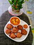 Dal Vada Aloo Dum Chutney