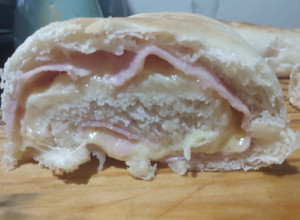 Una foto de Pan casero y Pan casero relleno