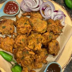 A picture of Mixed Vegetable Pakora.