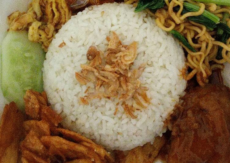 Nasi Uduk Rice Cooker
