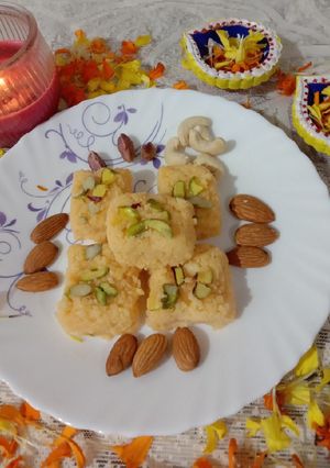 A picture of Kesari kalakand.