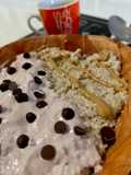 Porridge con Quark alla fragola e gocce di cioccolato 🍓🍪
