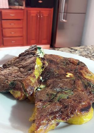 Una foto de Tortilla de espinaca con plátano