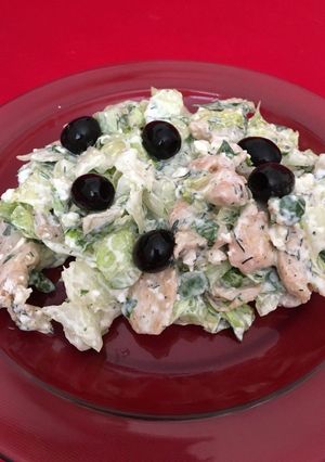 Kapros-sajtos csirkesaláta recept fotója