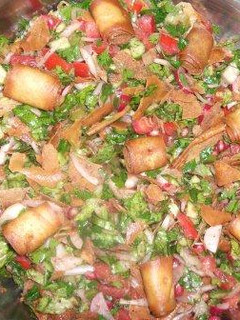 A picture of Fattoush my way.