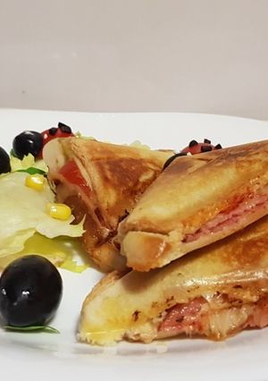 O poză a rețetei Sandwich cald.
