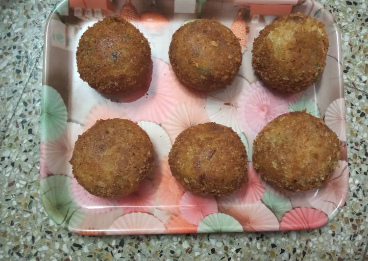 Steps to Make Super Quick Homemade Crispy cheese balls