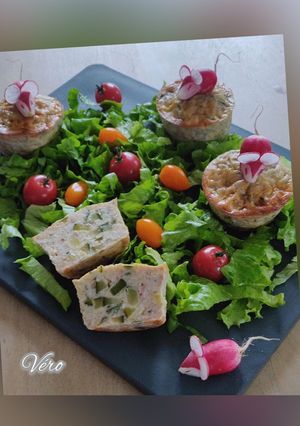 Une photo de Minis quiches aux courgettes /thon