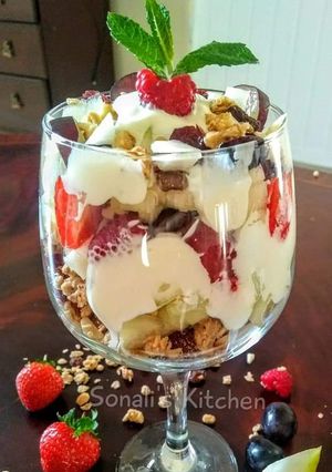 A picture of Gorgeous Granola Muskmelon fruity delight.