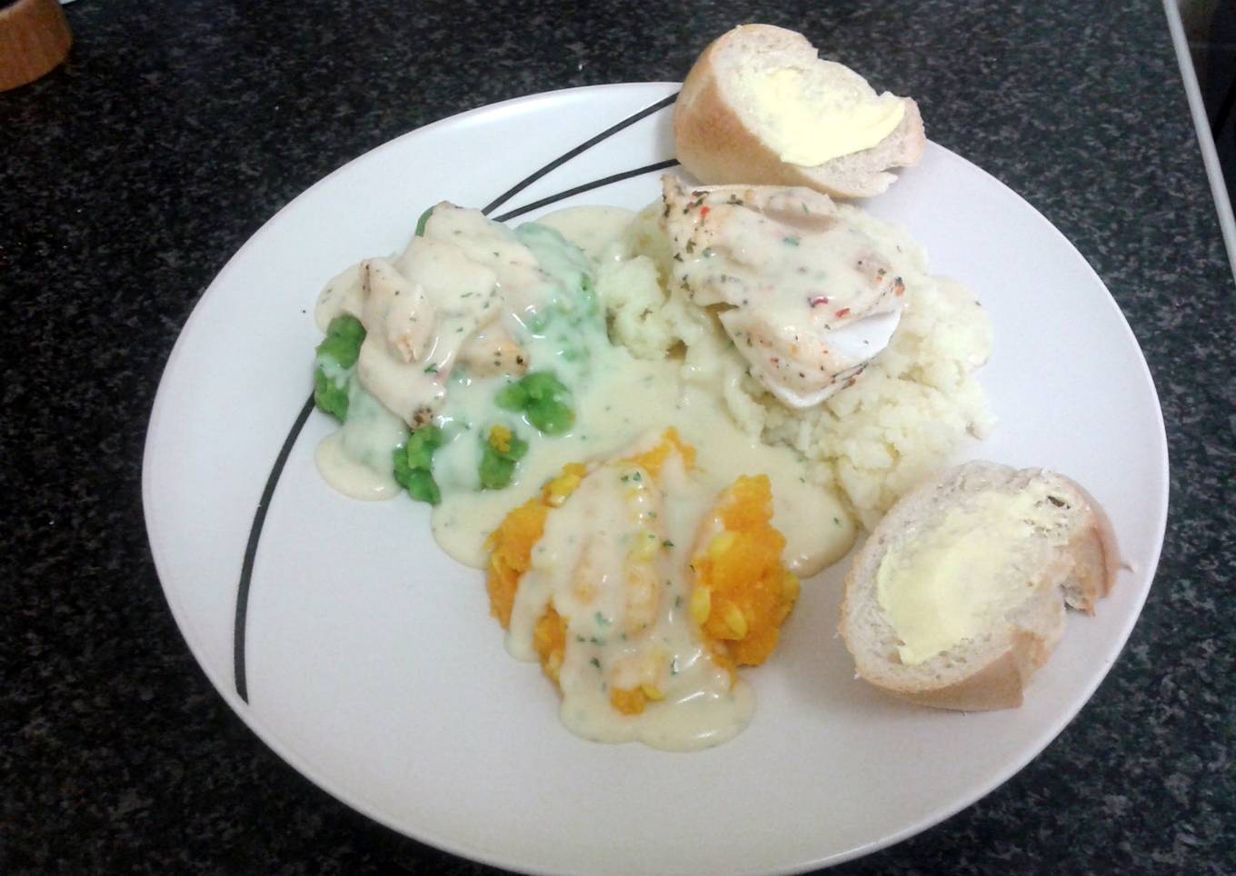 lemon & chilli cod loin with butternut squash & sweetcorm mash, minted peas, creamy potato & cream sauce