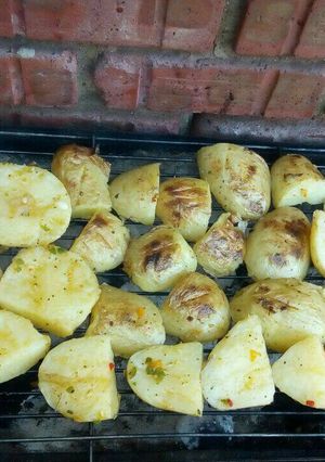 A picture of Braai potatoes.