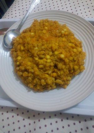 A picture of Beans with corn/maize(Adalu).