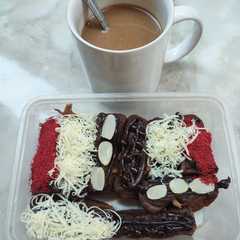 รูปของ Pukis coklat