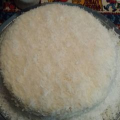 A picture of Chef Warren's Coconut Cake.