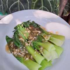 รูปของ Pakcoy Siram Kuah Bawang Putih