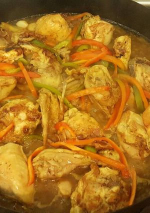 Una foto de Pollo a la traviatta en disco de arado