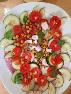 सलाद (SALAD RECIPE IN HINDI) रेसिपी मुख्य फोटो