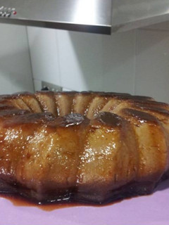 Una foto de Flan de dulce de leche y galletas María
