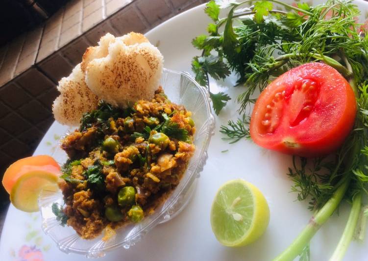 Recipe: Delicious Soya keema matar