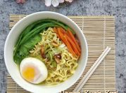 Gambar kuah ramen jepang