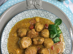 Foto principal de Albóndigas thai de pollo con leche de coco