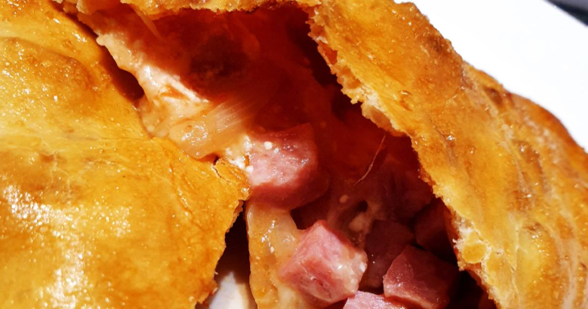 Pizza calzone jambon fromage 😋 de Stef Fanny Cookpad