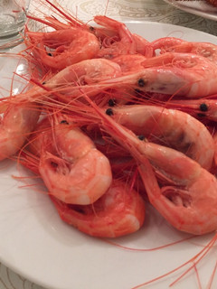 Una foto de Quisquillas hervidas para Navidad