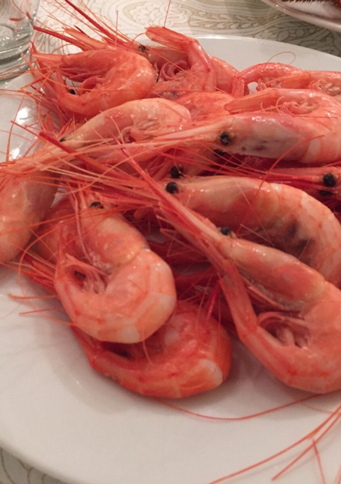 Una foto de Quisquillas hervidas para Navidad
