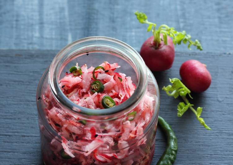 Recipe of Ultimate INSTANT RADISH RELISH (Mooli ka Instant Achaar)