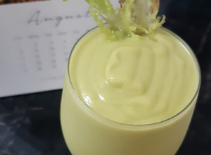 รูปของ "สมูทตี้อะโวคาโดโยเกิร์ต" Avocado Smoothie with Yogurt" 🥑🍹