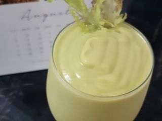"สมูทตี้อะโวคาโดโยเกิร์ต" Avocado Smoothie with Yogurt" 🥑🍹