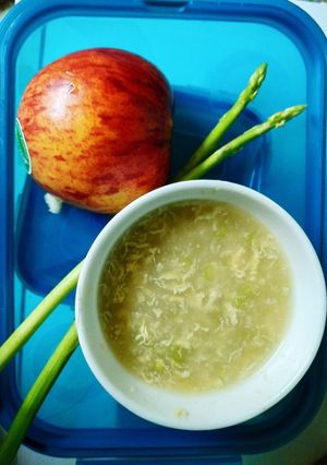 Hình của món Súp tôm -măng tây -táo.