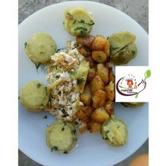 A picture of Scent potatoe with scramble egg and dodo.