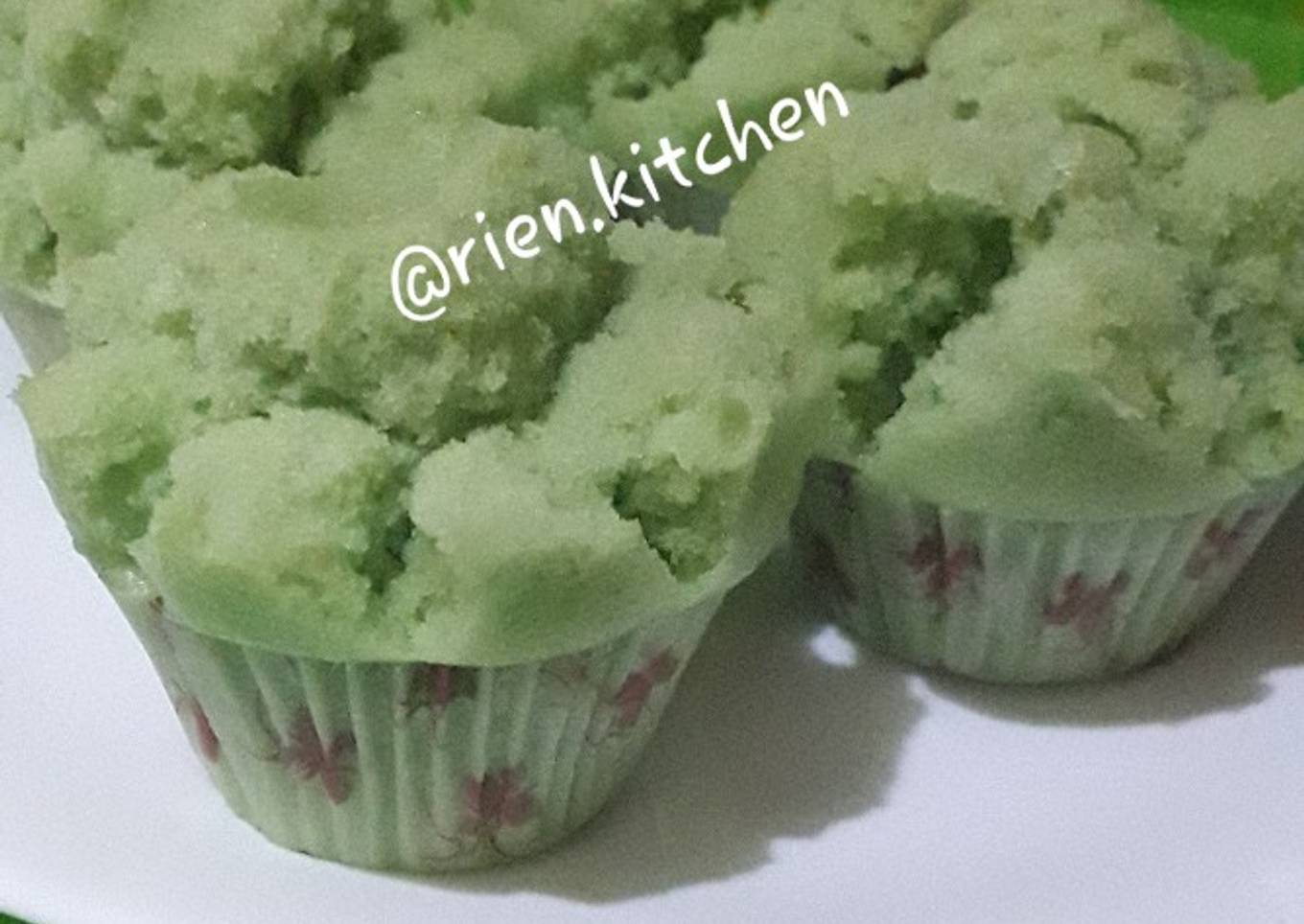 Bolu Kukus Pandan (no mixer)