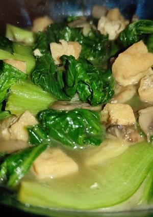 Foto resep Tumis Pokcoy Tahu Jamur Kancing