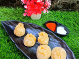 Momos