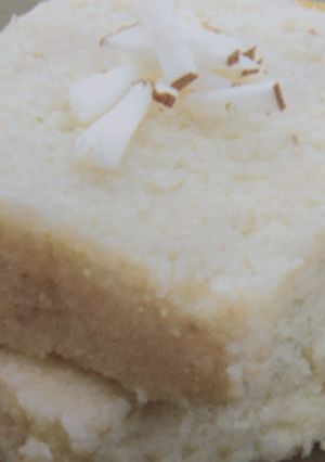 A picture of Ccoconut barfi.