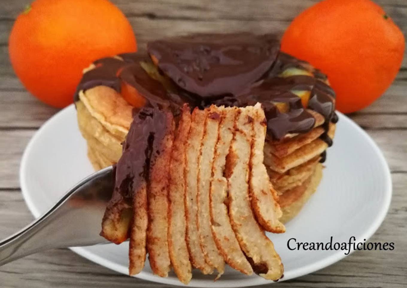 Tortitas con naranjas confitadas