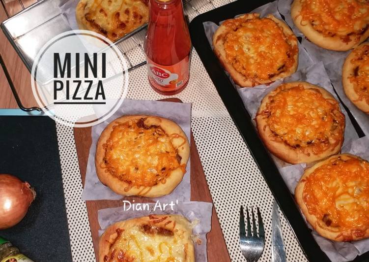 Cara Gampang Membuat ** Mini Pizza ** yang Bisa Manjain Lidah