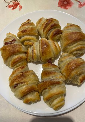 Foto di Cornetti salati con prosciutto e provola