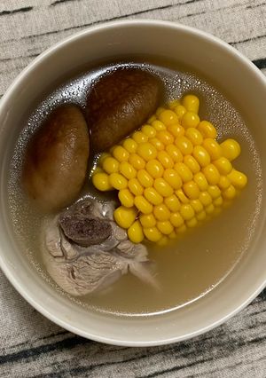 干貝香菇雞湯 的食譜成品照片