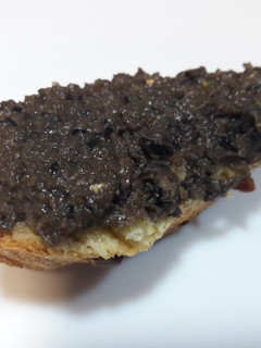 Una foto de Paté de aceitunas negras