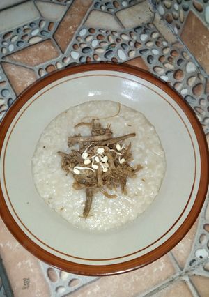 Foto resep Bubur rempah topping daging suwir