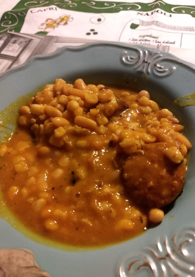 Una foto de Locro "porteño"