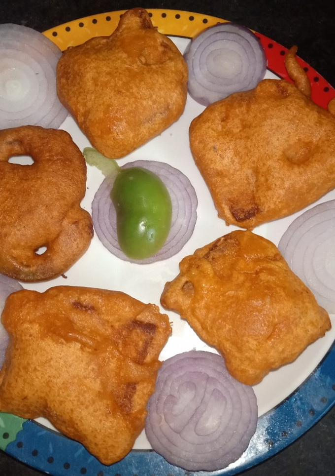 மூலிகை இலை கற்பூரவல்லி பஜ்ஜி🍃🍃🍃👌👌 செய்முறை முக்கிய புகைப்படம்