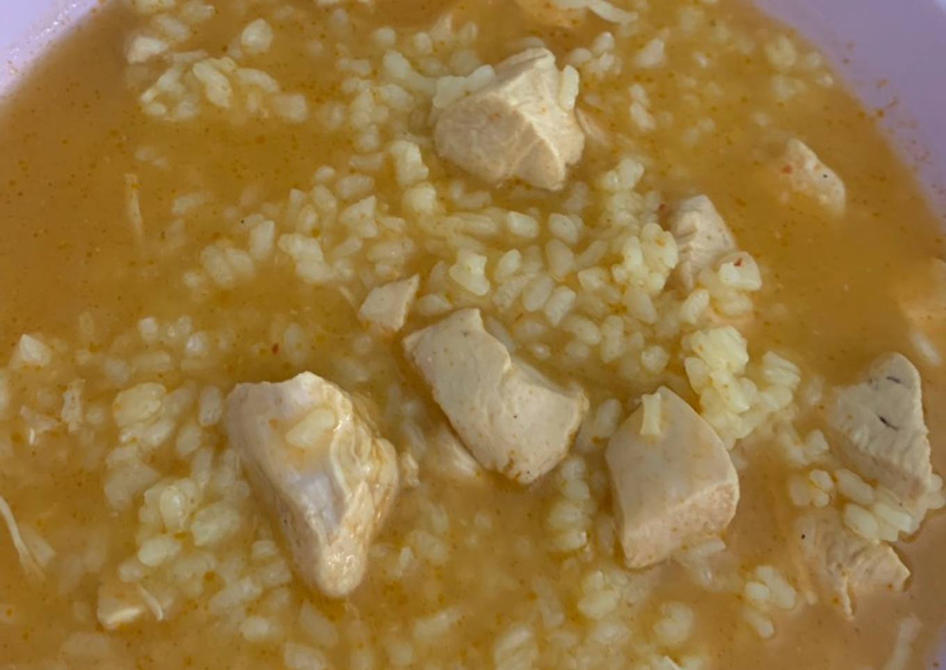 Arroz caldoso con pollo en olla rápida paso a paso