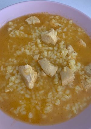 Foto principal de Arroz caldoso con pollo en olla rápida paso a paso