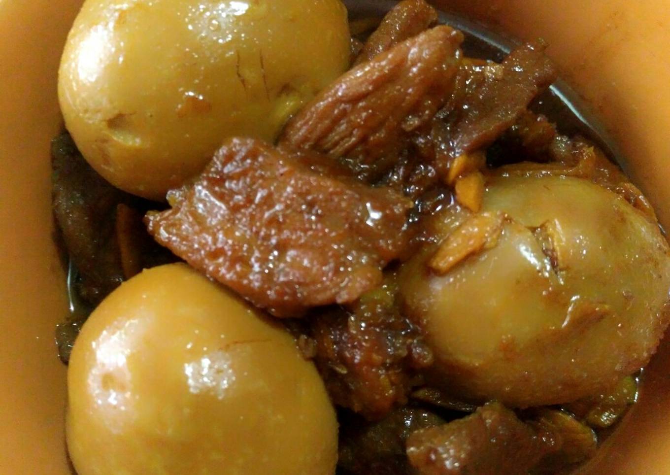 BiTe (Babi Telur) Kecap