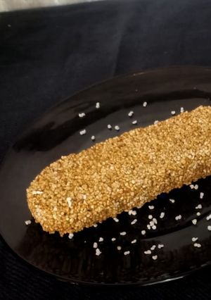 A picture of Amaranth chikki.